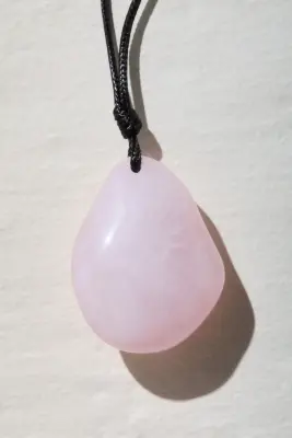 Collier cordon avec pendentif - Rose clair — photo 1