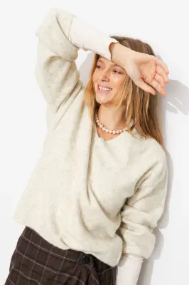 Pull col V Femme — photo 2