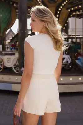 Jeanne High Waisted Shorts — photo 5