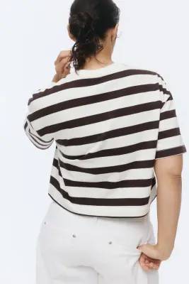 T-shirt boxy - Blanc/rayures marron foncé — photo 3