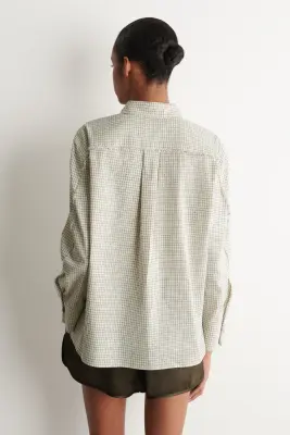 CHEMISE À CARREAUX ET BORDURE FRANGÉE EN LIN-COTON - BEIGE / CARREAUX — photo 4