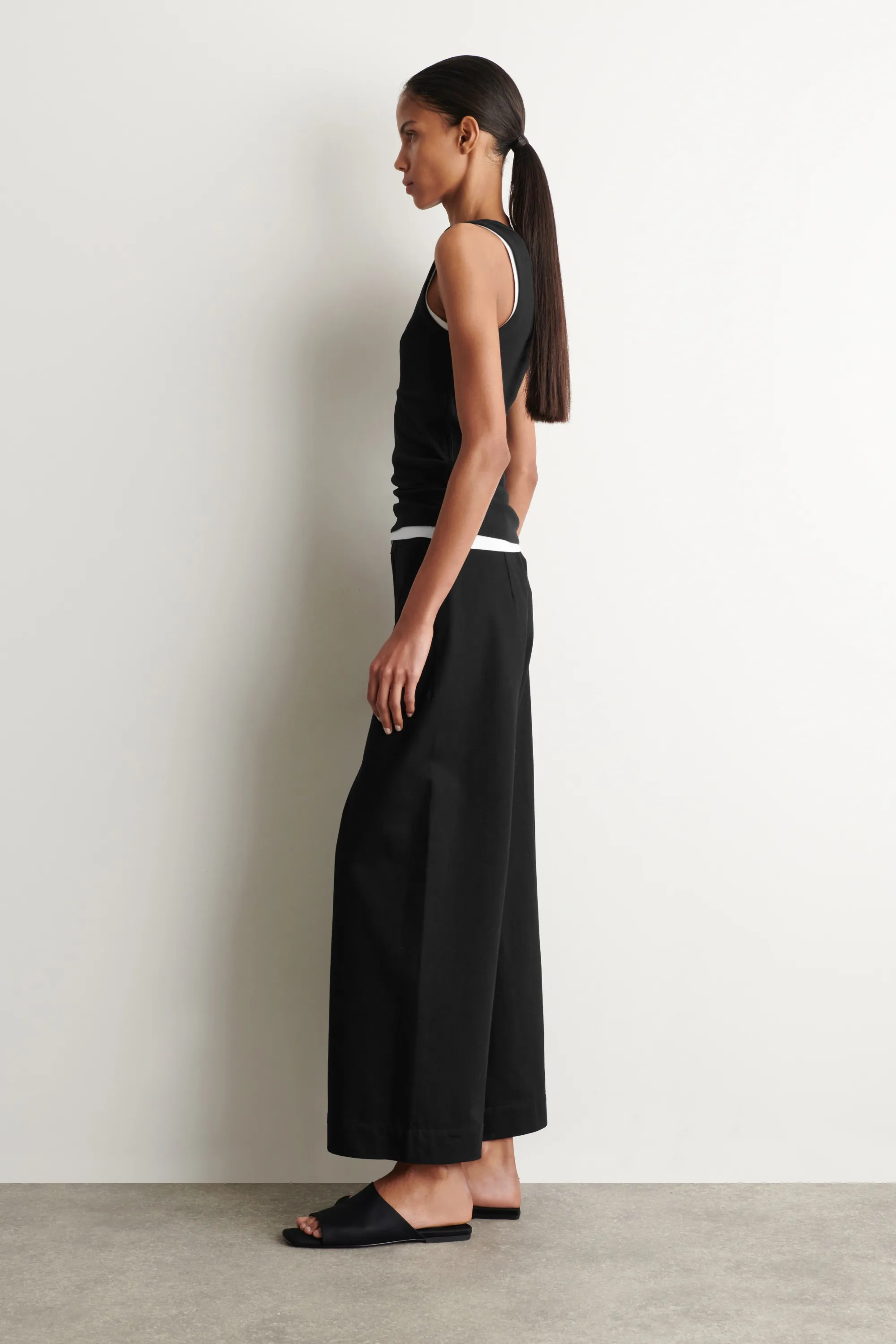 PANTACOURT LARGE EN DENIM - NOIR