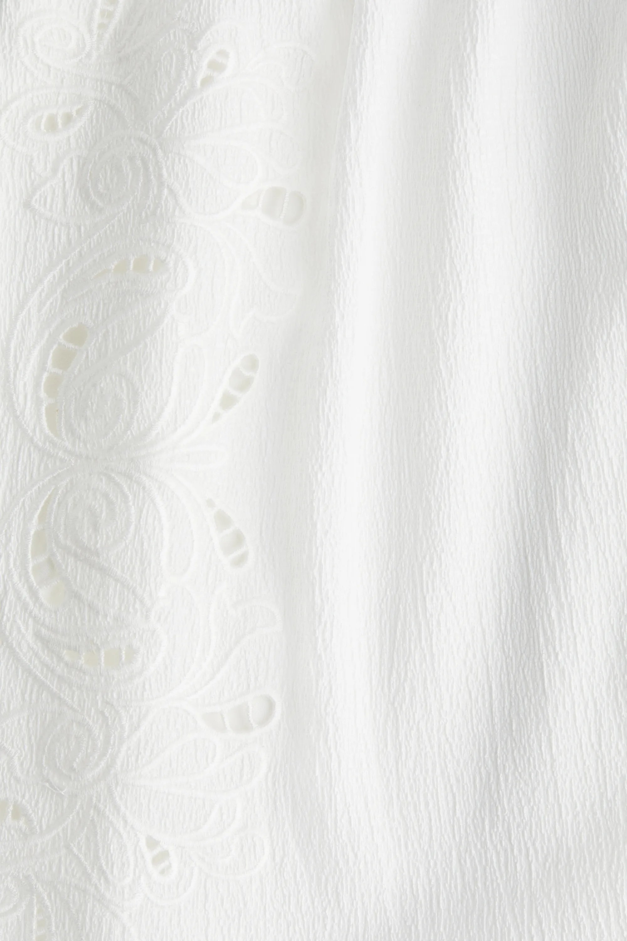 Top à bretelles fines avec broderie anglaise - Crème