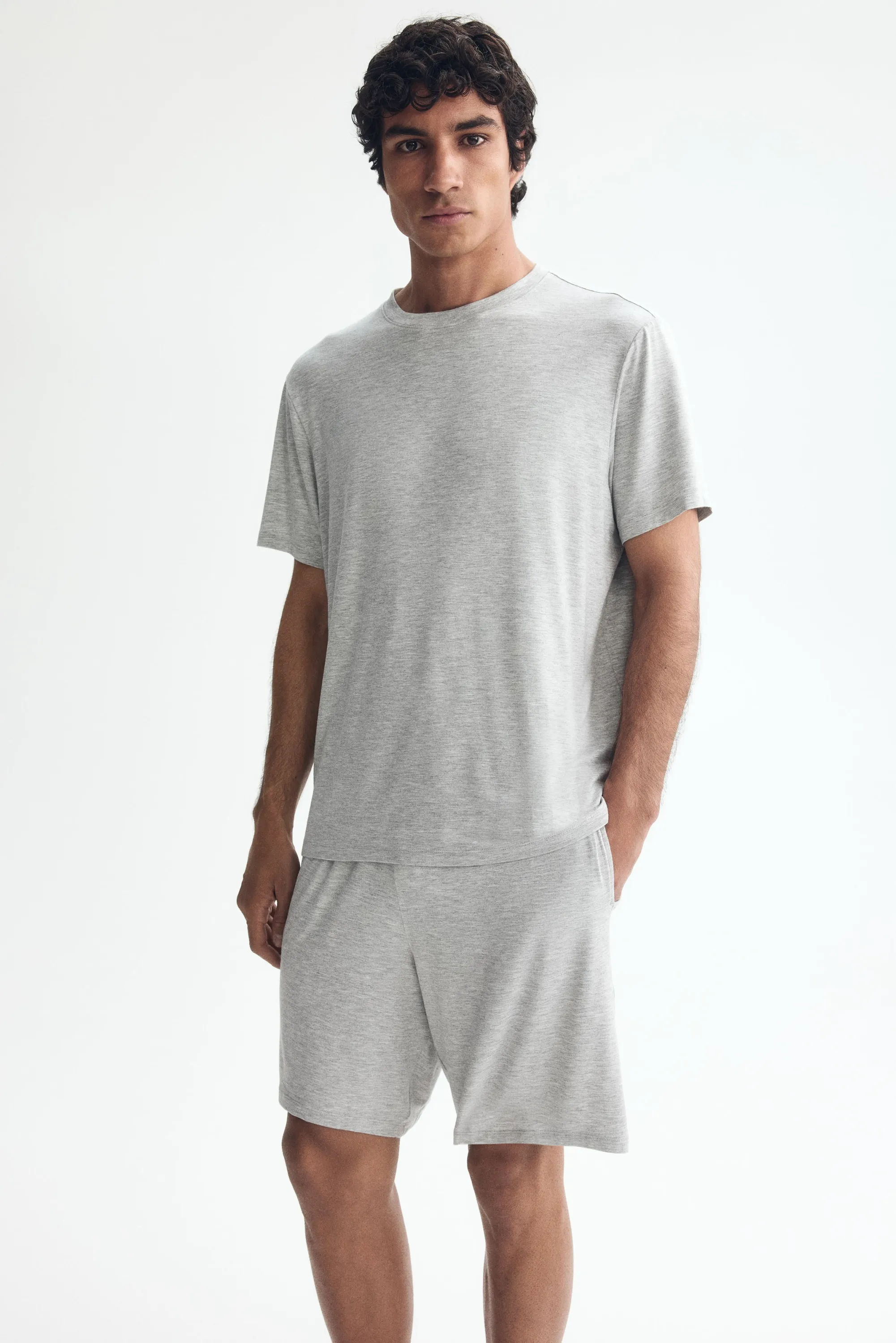 Ensemble de pyjama avec T-shirt et short - Gris clair chiné