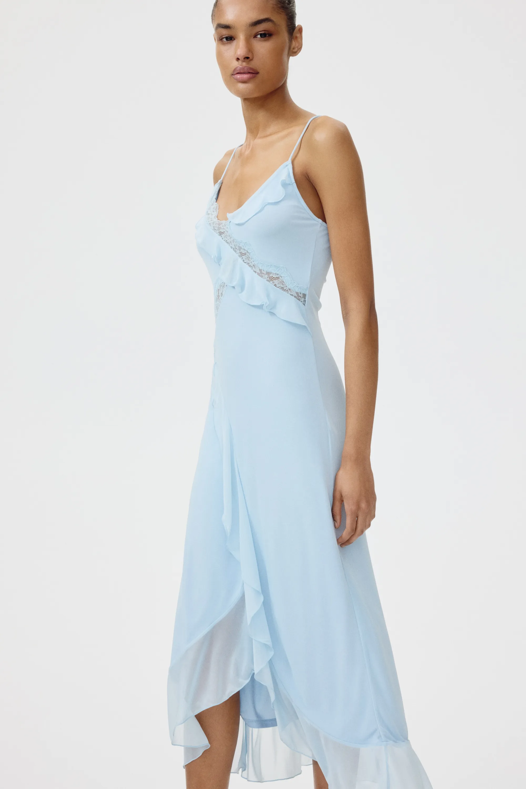 Robe volantée avec dentelle - Bleu clair