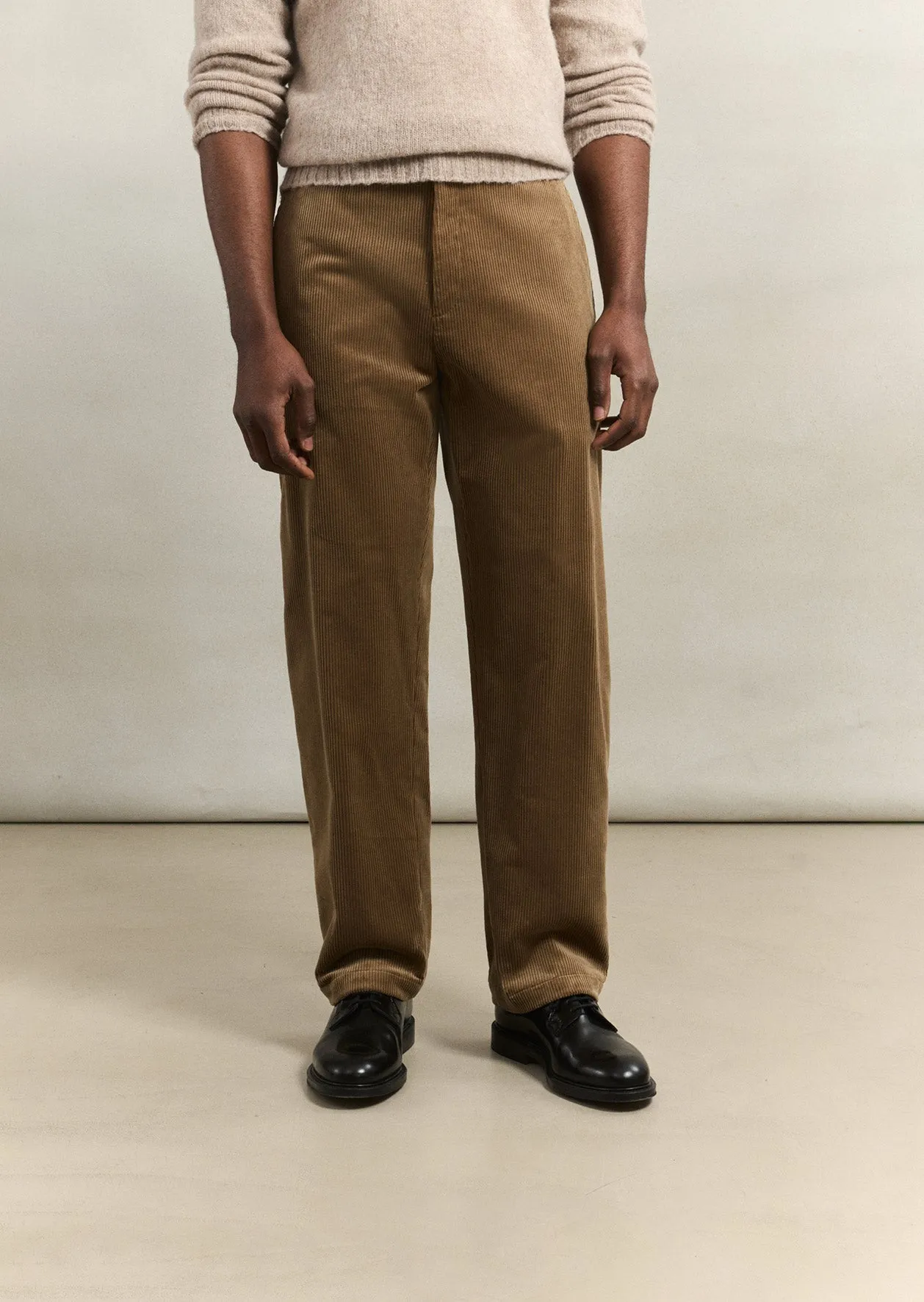 Balloon trousers