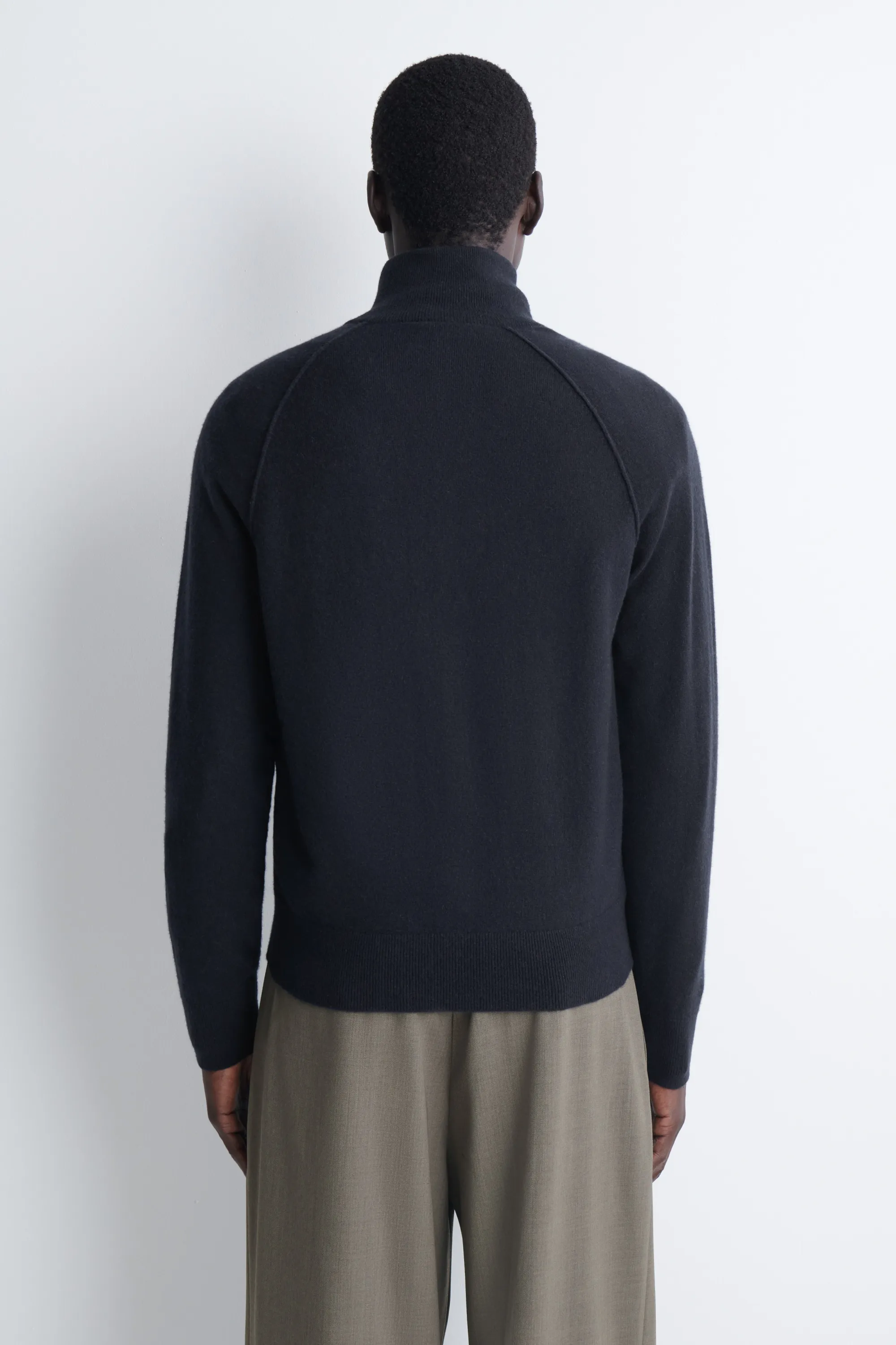 CARDIGAN ZIPPÉ À COL CHEMINÉE EN CACHEMIRE - BLEU MARINE