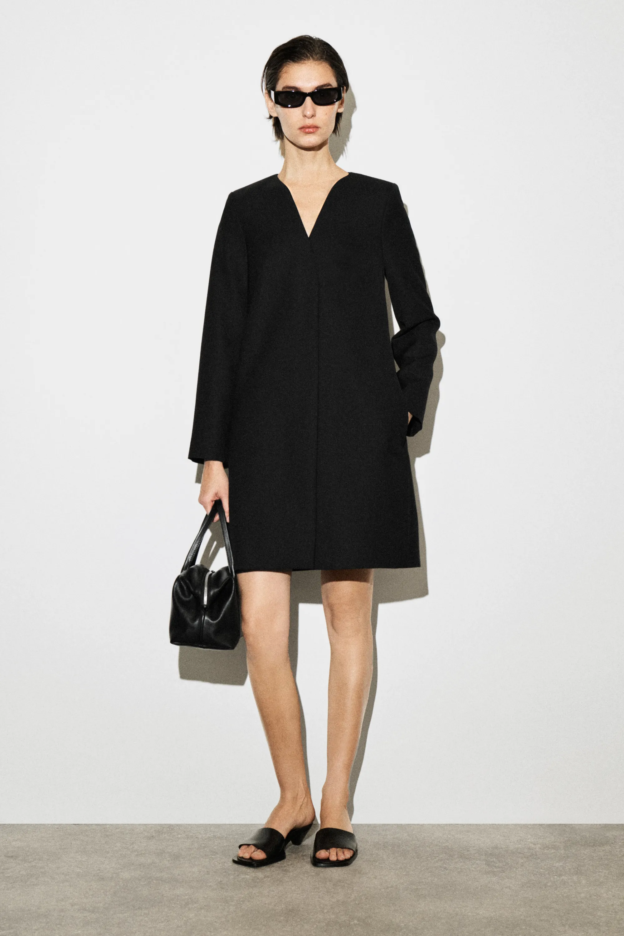 ROBE TAILLEUR COURTE EN LAINE MÉLANGÉE - NOIR