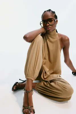 Top asymétrique avec dos nu - Beige — photo 1