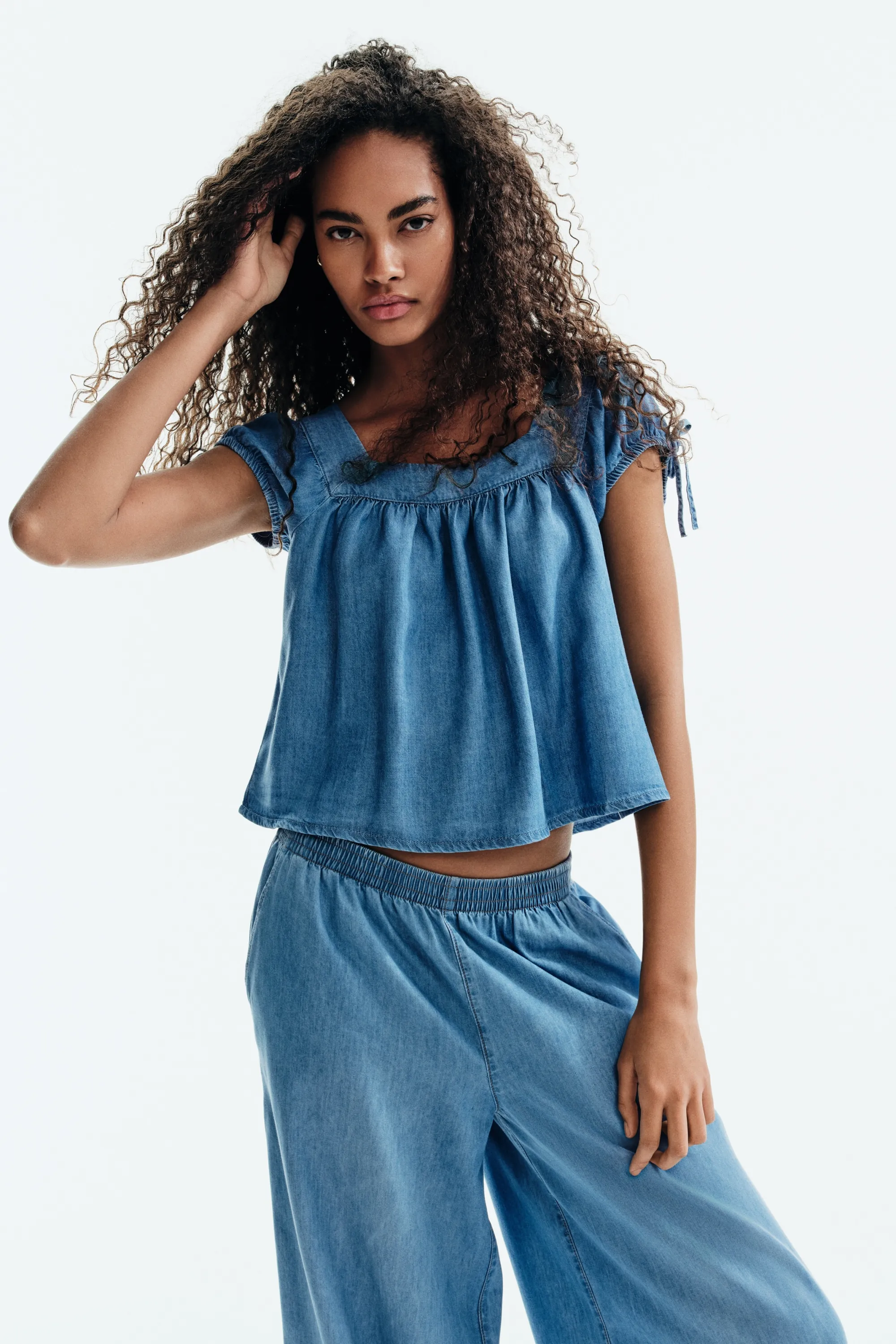 Blouse en denim avec manches bouffantes - Bleu denim