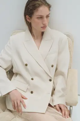 Blazer à fermeture croisée - Beige clair — photo 1