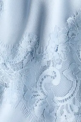 Lace-trimmed satin dress - Bleu ancien clair — photo 3