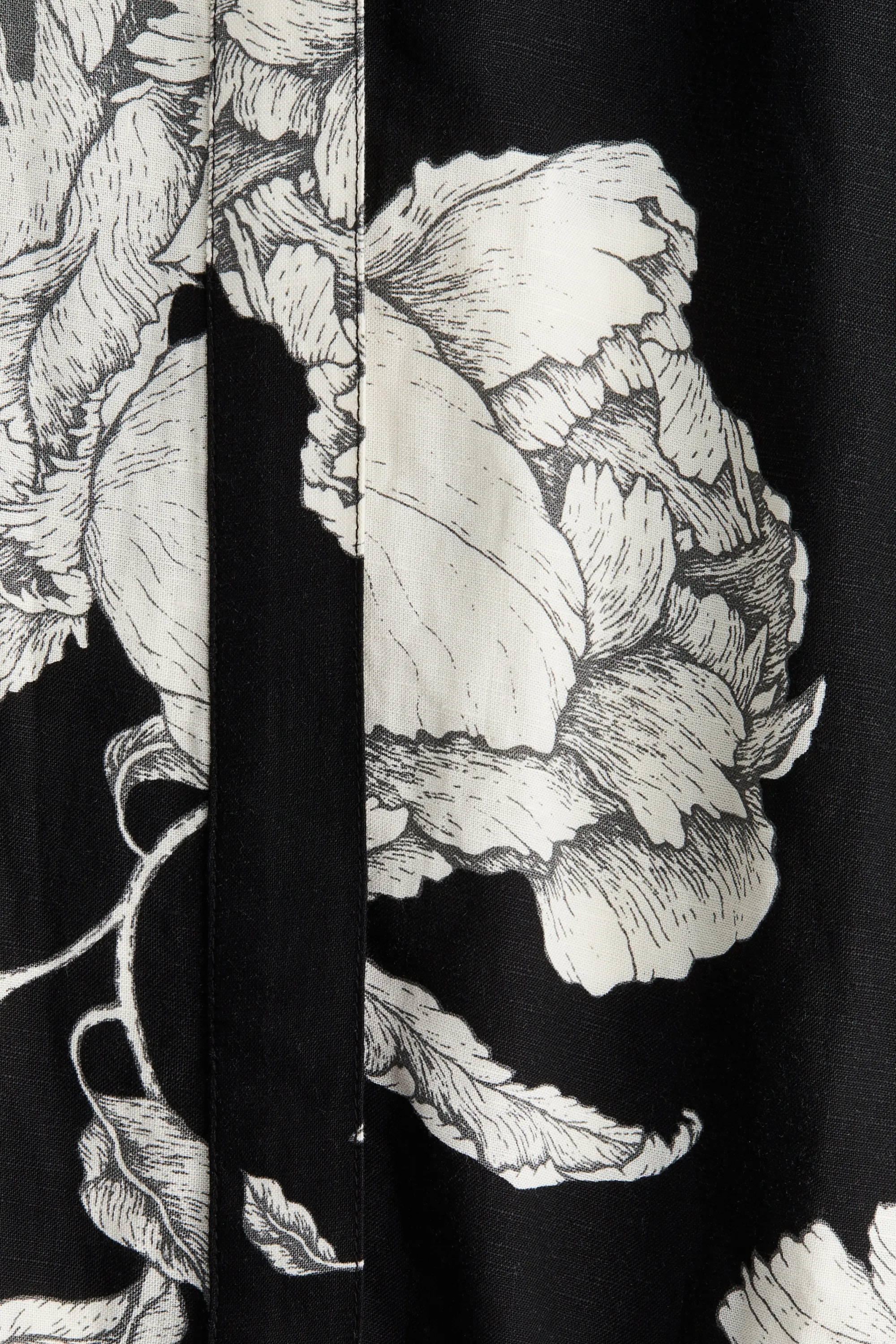 Robe en lin mélangé avec ceinture à nouer - Noir/blanc/fleuri