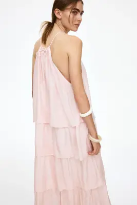 Robe à étages avec bretelles fines - Rose ancien clair — photo 4