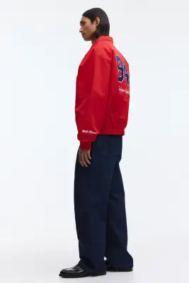 Veste de survêtement brodée Loose Fit en nylon - Rouge/Sports Archives — photo 4