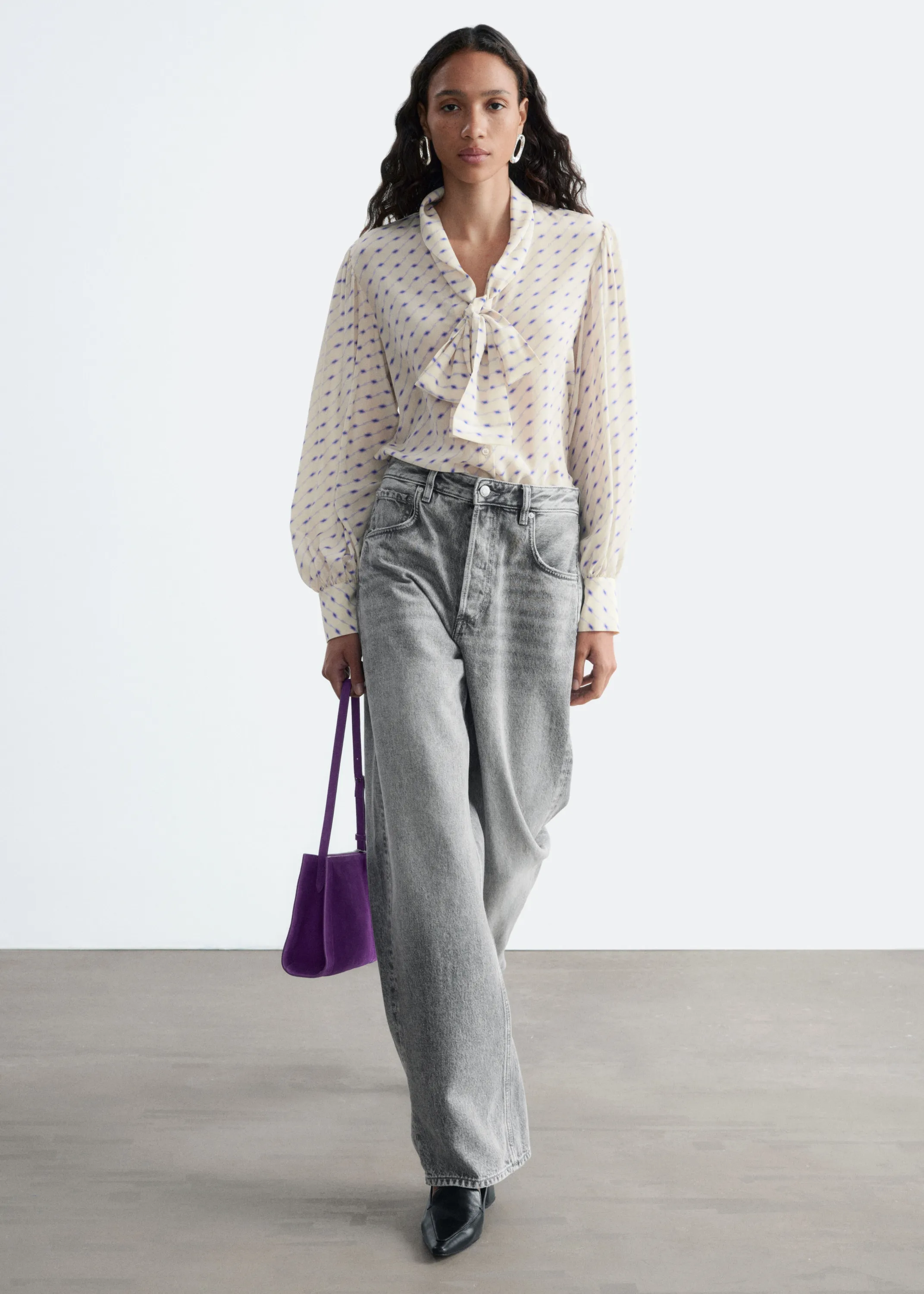 Blouse imprimée à foulard en soie - Imprimé beige/bleu