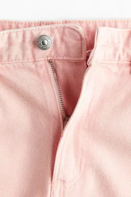 Short en denim avec bords à cru - Rose clair — photo 4