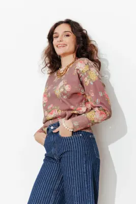 Pull à fleurs Femme — photo 3