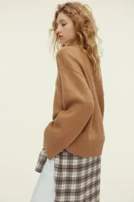 Pull en cachemire mélangé - Beige foncé — photo 2