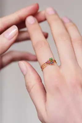 BAGUE OLYMPE, TROIS PIERRES - Or rose 18 carats — photo 2