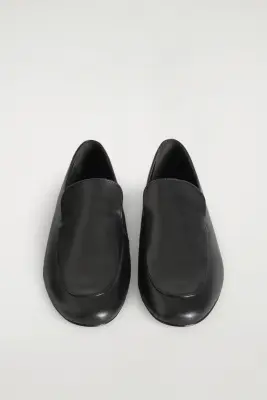 MOCASSINS EN CUIR - NOIR — photo 2