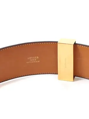 Ceinture collier de chien en cuir noir et détails dorées Prix boutique 3400€ — photo 4