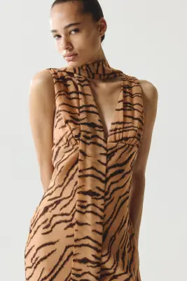 Robe midi avec col cravate - Beige/rayures tigrées — photo 1
