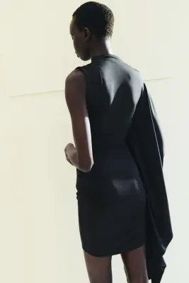 Robe asymétrique à effet drapé - Noir — photo 3