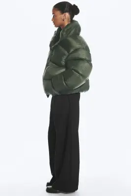 Doudoune oversize en duvet recyclé - Vert kaki foncé — photo 3