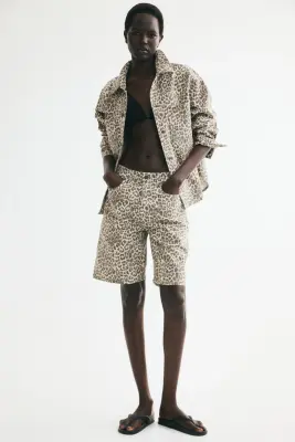 Short Bermuda en denim - Beige clair/imprimé léopard — photo 1