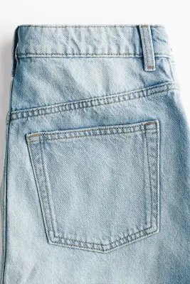 Minijupe en denim - Bleu denim clair/fleurs — photo 1