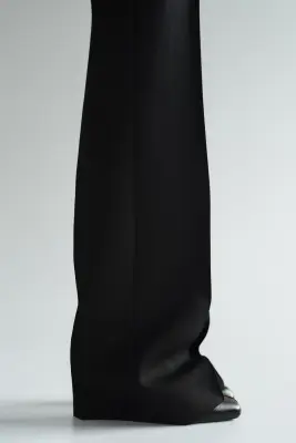 Pantalon chic en laine avec jambes droites - Noir — photo 3