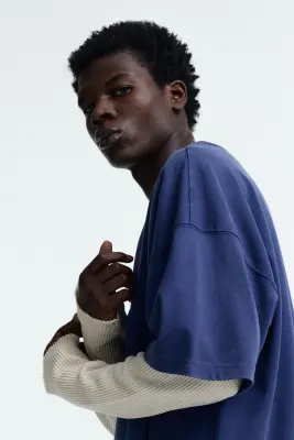 T-shirt Oversized Fit - Bleu foncé — photo 4