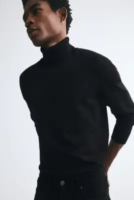 Regular Fit Fine-knit polo-neck jumper - Noir — photo 4