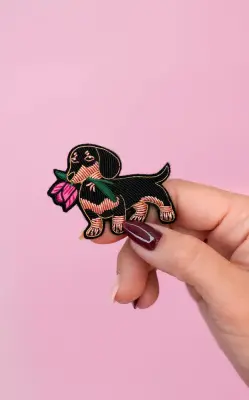 Broche Teckel - Malicieuse — photo 1