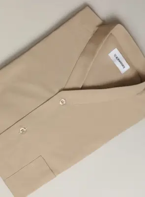 False Collar Shirt in Sand Poplin — photo 3