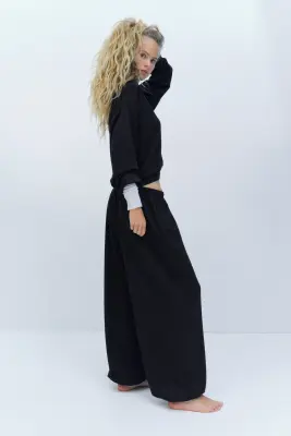 Pantalon jogger ballon en viscose mélangée - Noir — photo 3