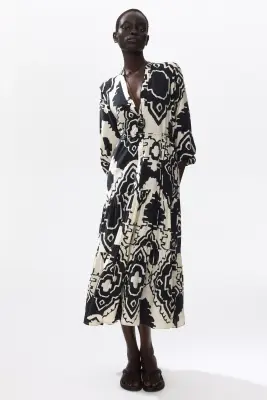 Robe à étage imprimée - Noir/motif — photo 1