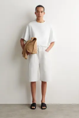 T-SHIRT OVERSIZE SILHOUETTE CARRÉE EN COTON - BLANC — photo 2