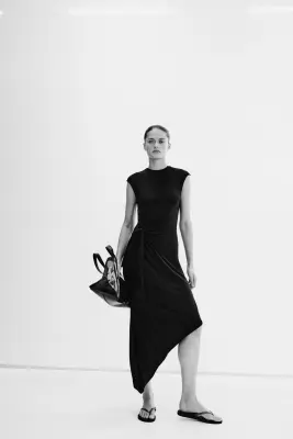 Robe asymétrique avec détail à nouer - Violet prune foncé — photo 2