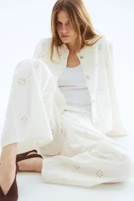 Veste en twill avec broderie anglaise - Blanc — photo 1