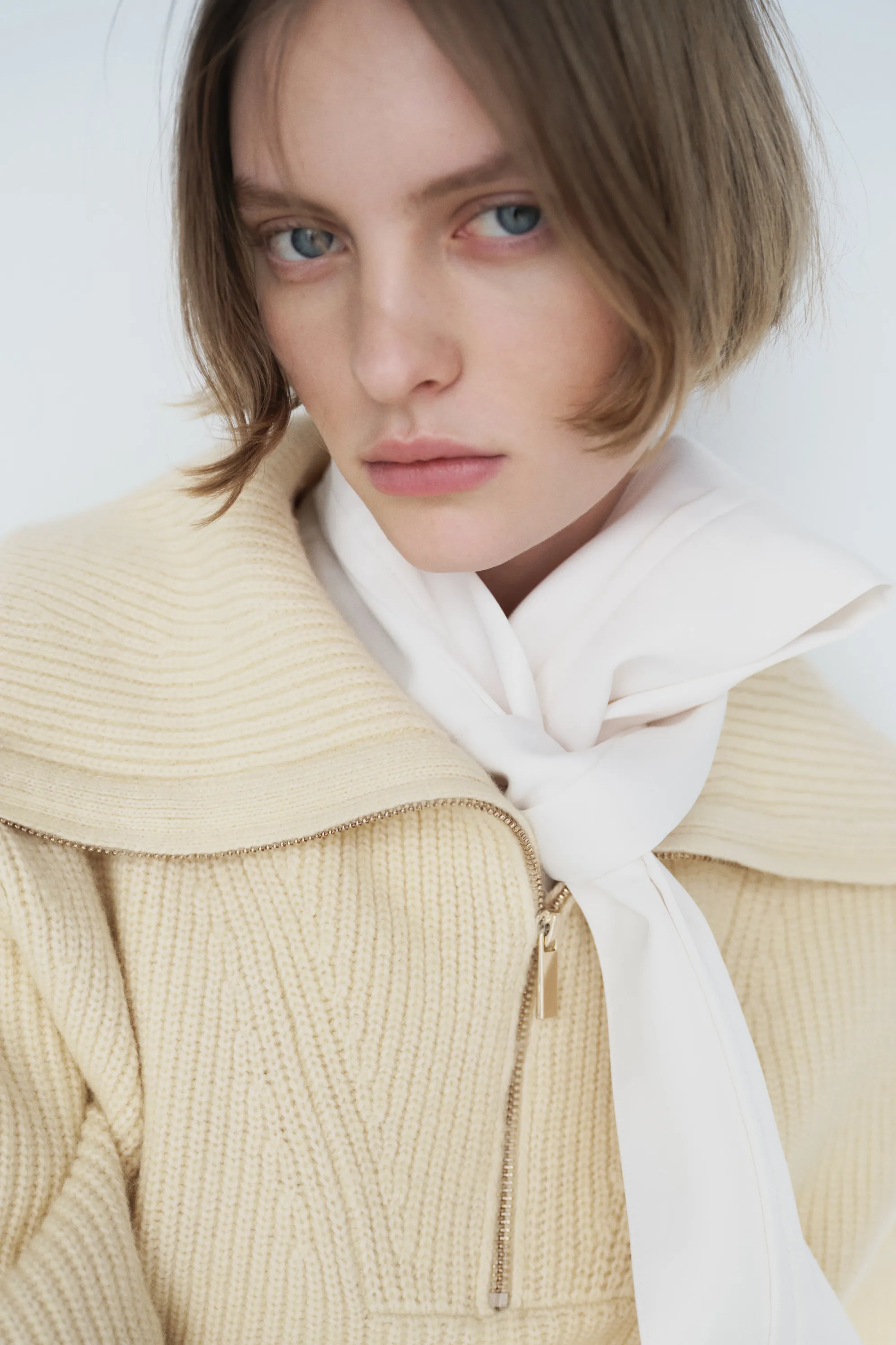 Pull en maille côtelée avec col zippé - Jaune clair