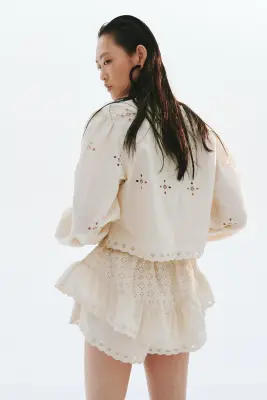 Short en coton avec broderie anglaise - Crème — photo 3
