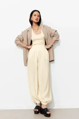 Pantalon aladin uni Femme — photo 2