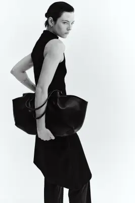 Top en soie mélangée avec col cheminée - Noir — photo 3