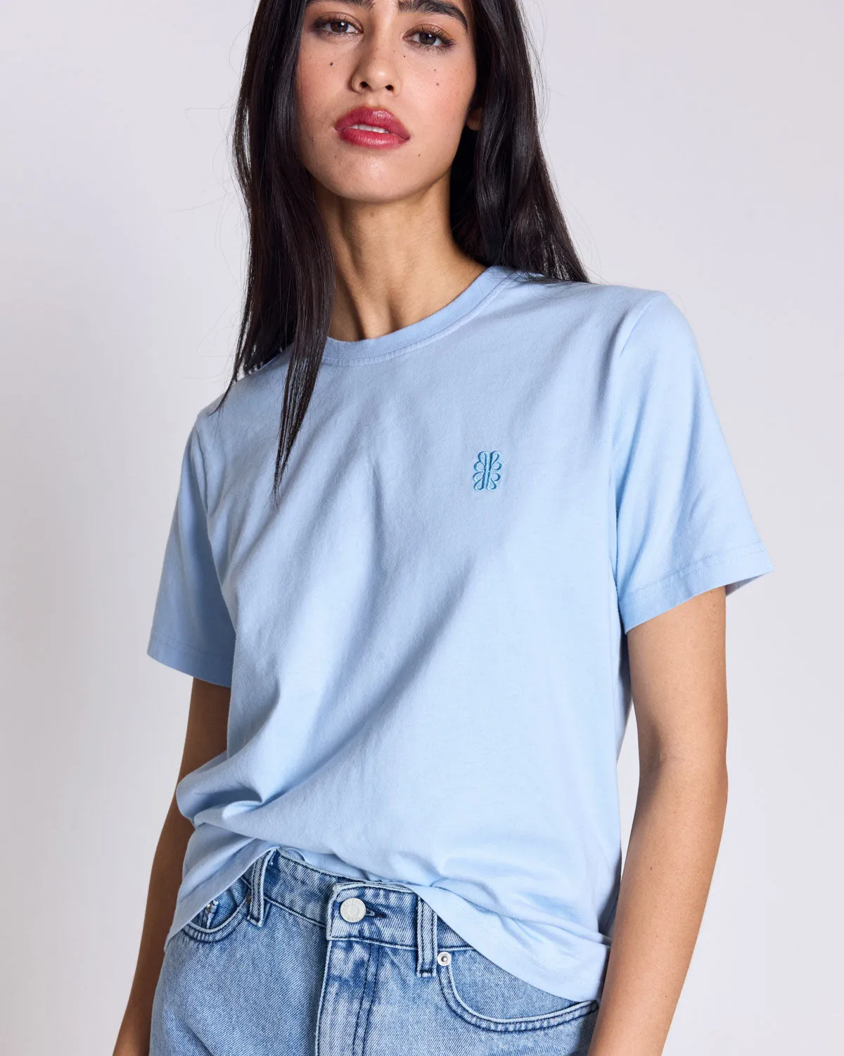 Tee-shirt Bree brodé bleu ciel