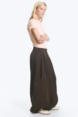 Pantalon ballon taille basse - Marron foncé — photo 4
