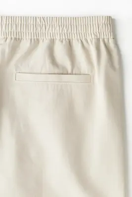 Pantalon Relaxed Fit en twill de coton mélangé - Beige clair — photo 1