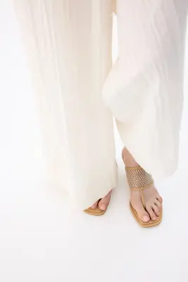 Sandales ornementées avec talon kitten heel - Beige — photo 1