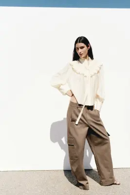 Blouse à volants ruchés avec col à nouer - Crème — photo 1
